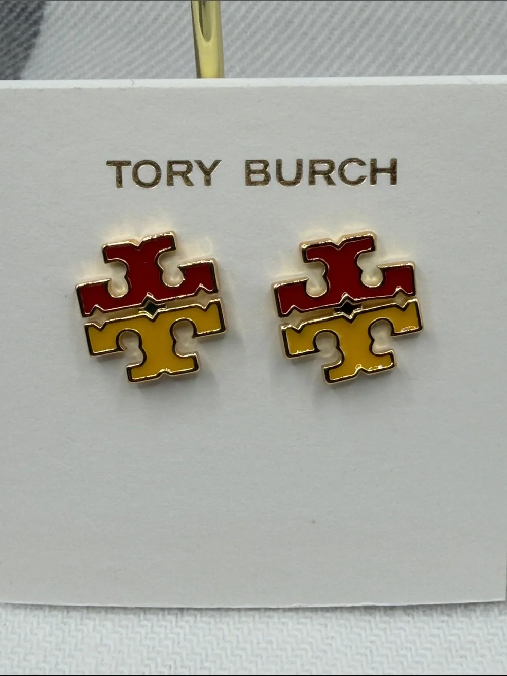Tory Burch Kira stud earrings (62-63)